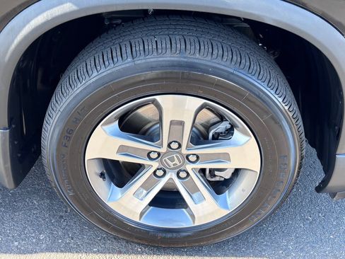 Certified 2023 Honda Pilot EX-L image 11