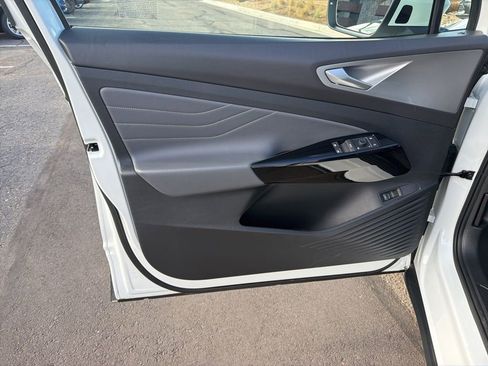 Certified 2023 Volkswagen ID.4 Pro S image 11