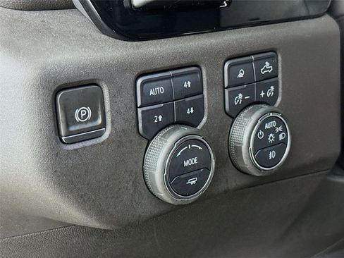 Used 2023 Chevrolet Silverado 1500 LTZ w/ LTZ Premium Package AWD/4WD image 12