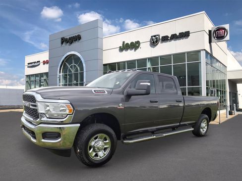 Used 2023 RAM 3500 Tradesman image 4