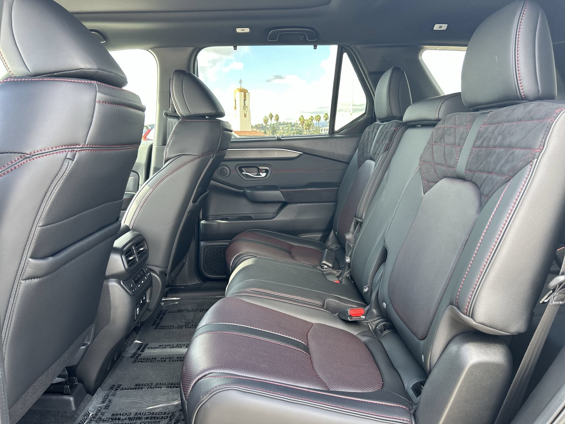 New 2026 Honda Pilot Black Edition image 26