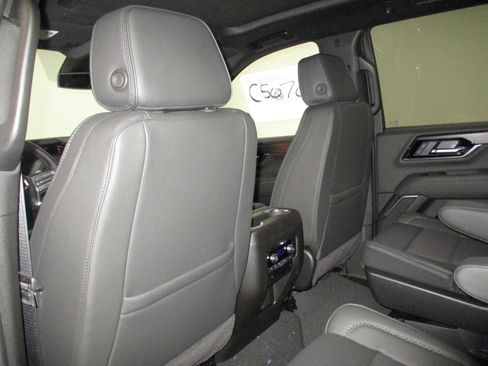 New 2026 GMC Yukon Denali AWD/4WD image 22