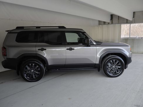 Used 2025 Toyota Land Cruiser w/ Premium Package image 7