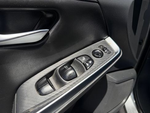 Used 2022 Nissan Sentra SR w/ Trunk Package FWD image 14