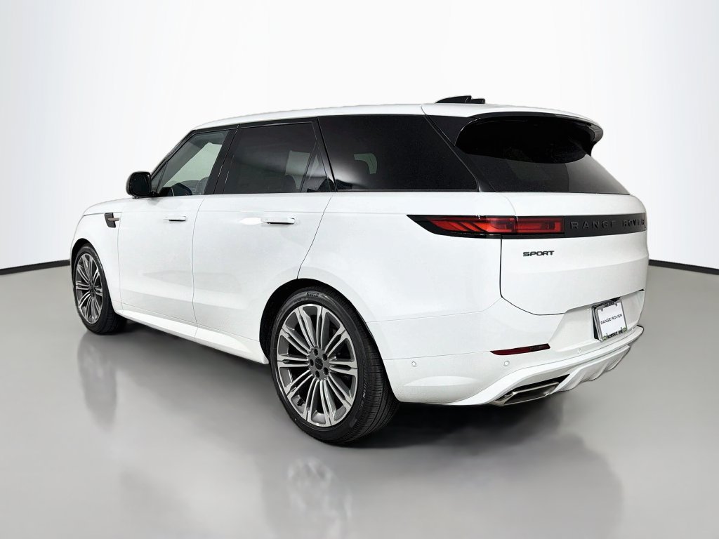 New 2027 Land Rover Range Rover Sport Dynamic SE AWD/4WD image 7