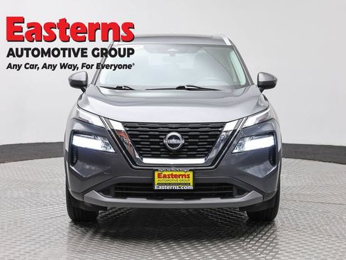 Used 2023 Nissan Rogue SV w/ SV Premium B Package AWD/4WD image 2