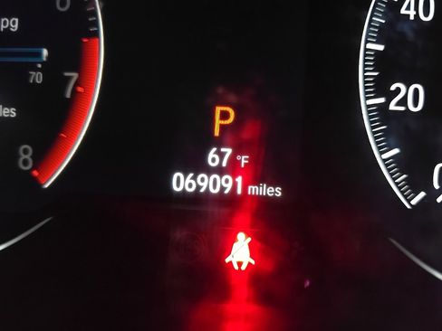 Used 2018 Honda Accord EX image 23