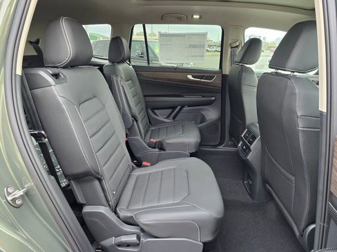 New 2026 Volkswagen Atlas SEL AWD/4WD image 13