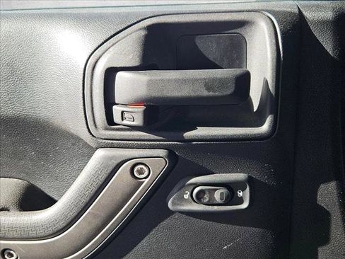 Used 2013 Jeep Wrangler Sport image 6