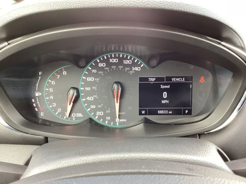 Used 2021 Chevrolet Trax LT w/ Driver Confidence Package image 22