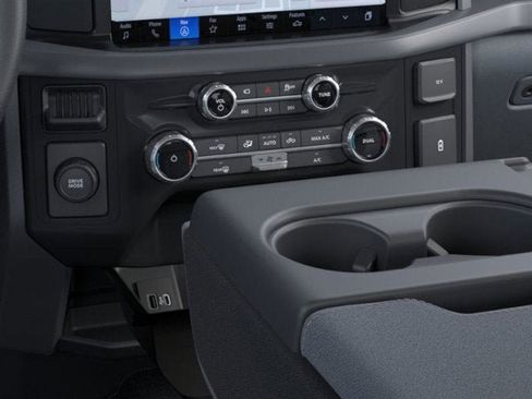 New 2025 Ford F150 XLT w/ Equipment Group 301A Standard image 15