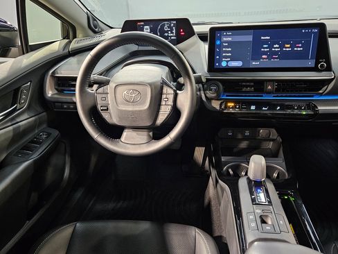 Used 2025 Toyota Prius Limited w/ Limited Premium Package image 9