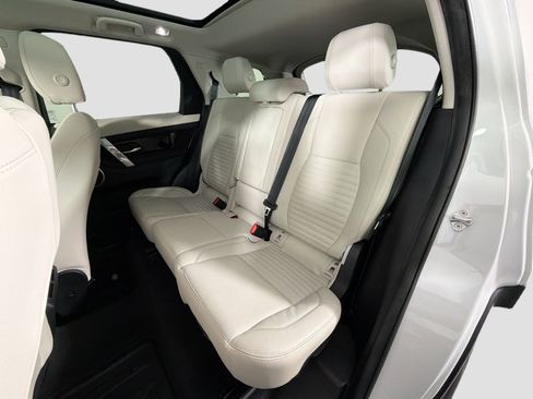 Certified 2021 Land Rover Discovery Sport SE image 27