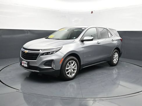 Used 2024 Chevrolet Equinox LT AWD/4WD image 4