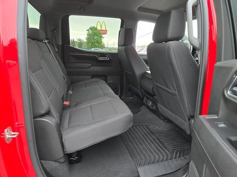 Used 2025 Chevrolet Silverado 1500 LT AWD/4WD image 17