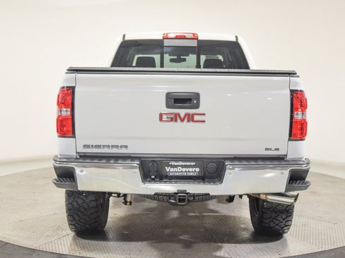 Used 2017 GMC Sierra 1500 SLE w/ SLE Value Package image 9