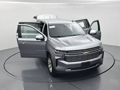 Used 2024 Chevrolet Suburban Premier AWD/4WD image 53