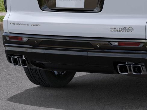 New 2026 Chevrolet Traverse High Country AWD/4WD image 14
