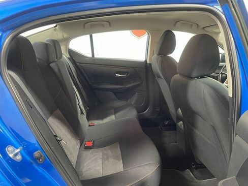 Used 2022 Nissan Sentra SR w/ Electronics Package FWD image 21