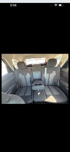 Used 2025 Kia Sorento LX FWD image 5