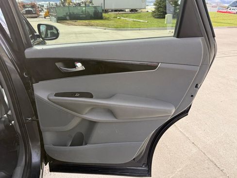 Used 2016 Kia Sorento EX FWD image 20