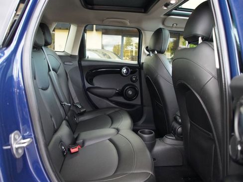 Used 2016 MINI Cooper S image 24