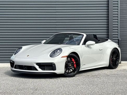 Certified 2022 Porsche 911 Carrera GTS image 1
