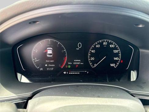 Used 2023 Honda Civic Sport image 11