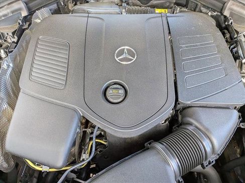 Certified 2026 Mercedes-Benz GLC 300 image 21