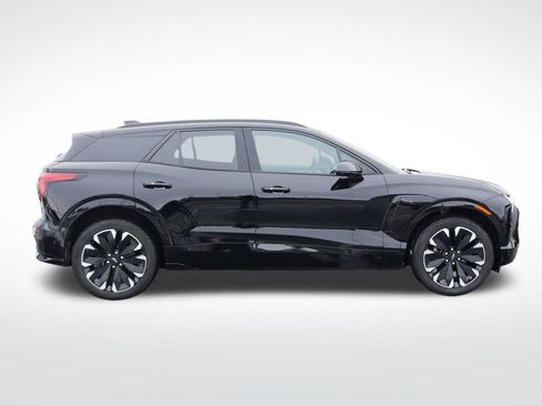 Used 2024 Chevrolet Blazer EV RS image 2