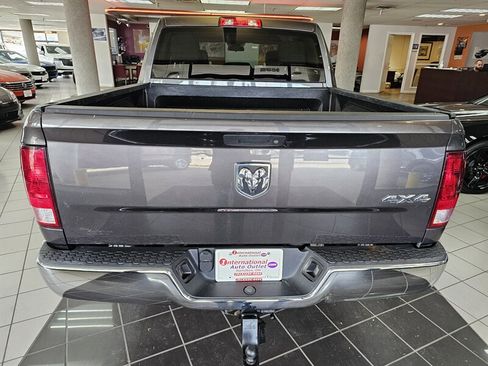 Used 2018 RAM 1500 ST w/ SXT Appearance Group image 7