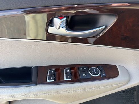 Used 2016 Kia Sorento EX image 25