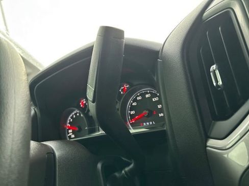 Certified 2024 Chevrolet Silverado 1500 Custom image 21