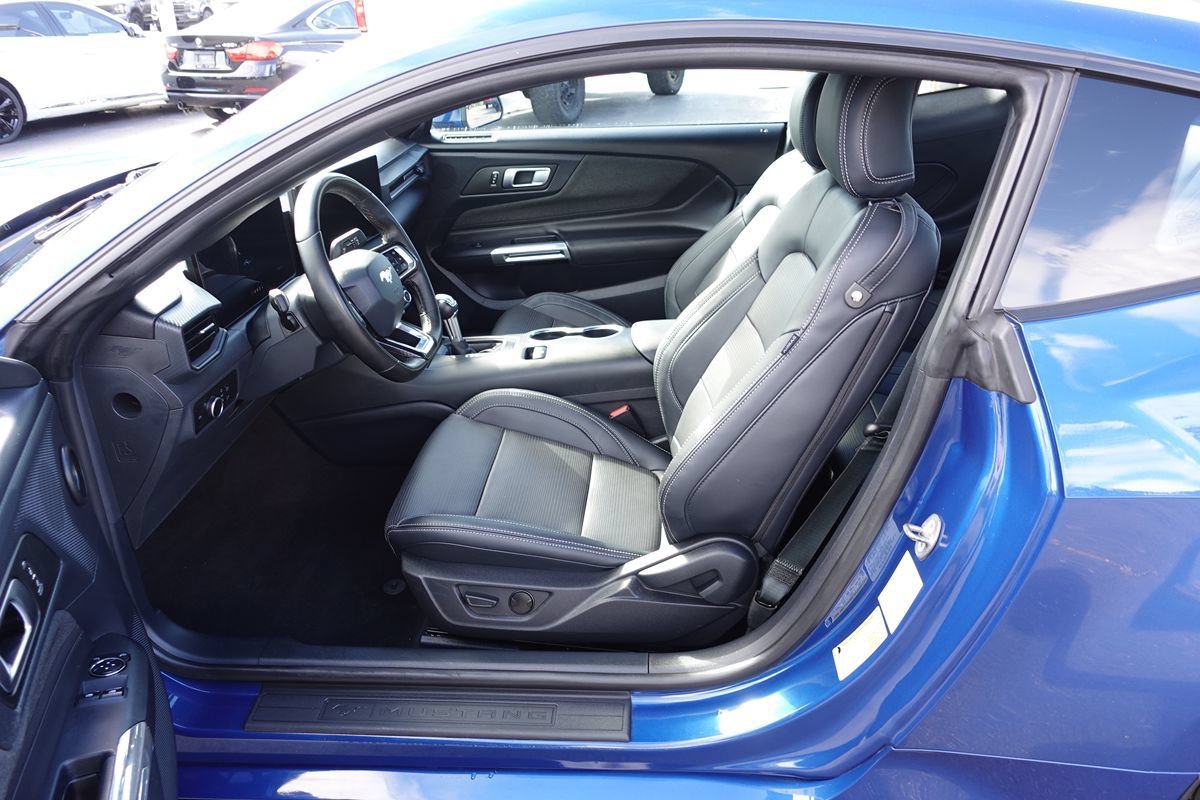 Used 2024 Ford Mustang Coupe RWD image 16