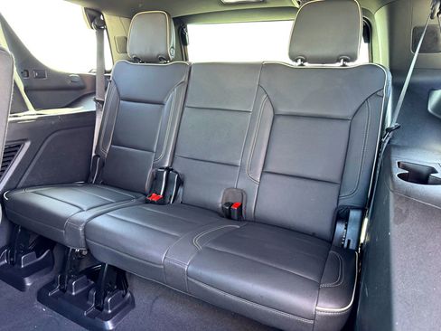 Used 2024 Chevrolet Tahoe Premier image 17