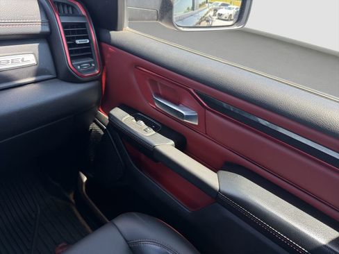 Used 2019 RAM 1500 Rebel w/ Level 2 Equipment Group AWD/4WD image 17