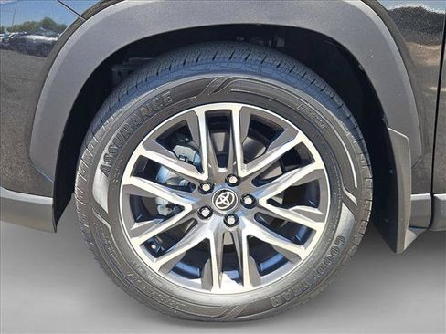 Certified 2026 Toyota Corolla Cross XLE w/ Convenience Package FWD image 29