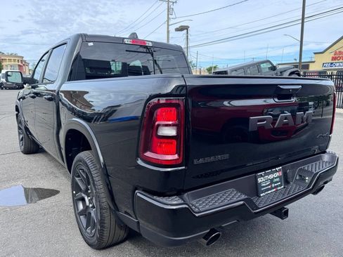 New 2026 RAM 1500 Laramie AWD/4WD image 5