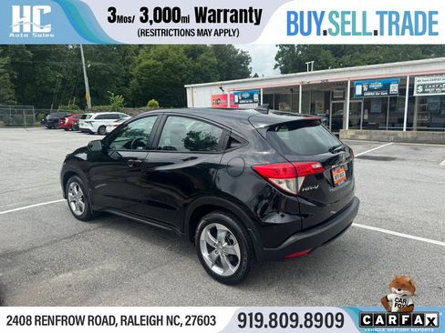 Used 2019 Honda HR-V LX image 3