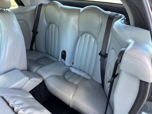 Used 2003 Jaguar XK8 Convertible image 39
