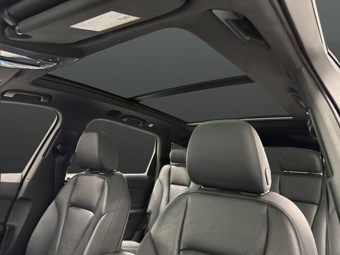 Used 2022 Audi Q7 3.0T Premium Plus w/ Premium Plus Package image 7