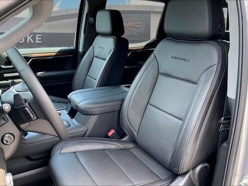 New 2026 GMC Sierra 1500 Denali w/ Technology Package AWD/4WD image 10