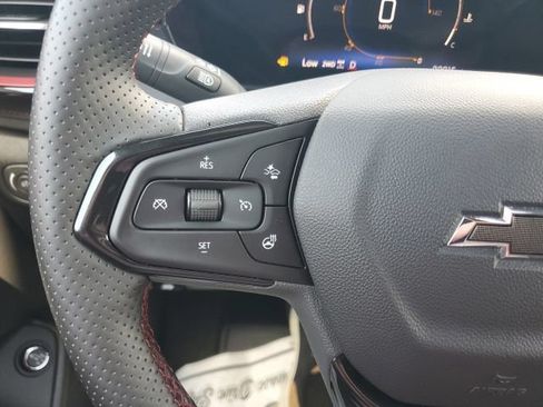 Used 2024 Chevrolet TrailBlazer RS w/ Convenience Package AWD/4WD image 34