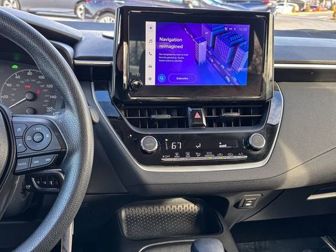 Used 2023 Toyota Corolla LE image 28