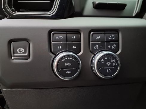 Certified 2024 GMC Sierra 1500 AT4X image 28