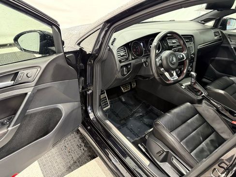 Used 2016 Volkswagen GTI SE w/ Driver Assistance Package image 28