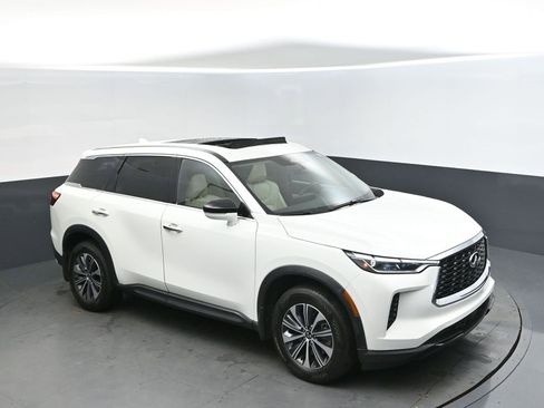 Certified 2023 INFINITI QX60 Pure image 37