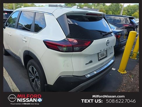 Certified 2023 Nissan Rogue SV AWD/4WD image 6