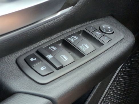 Certified 2022 RAM 1500 Big Horn image 25