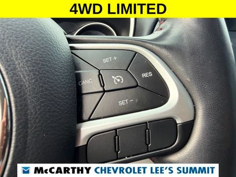 Used 2020 Jeep Compass Limited AWD/4WD image 19